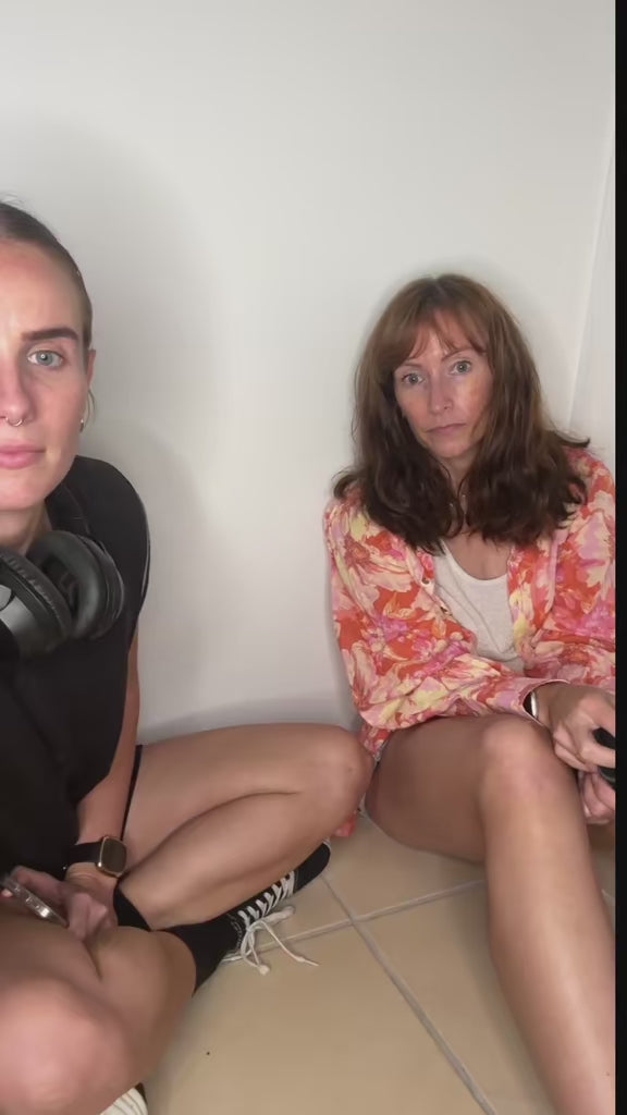Load video: eltee sydney underswim how blood stays in