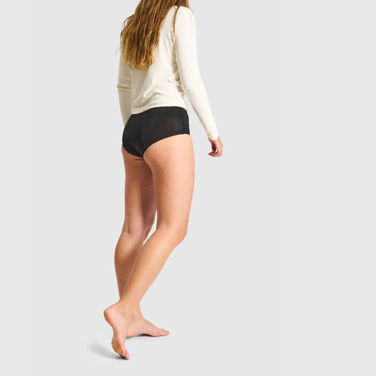 boyleg leak-proof briefs for tween and teen girls video